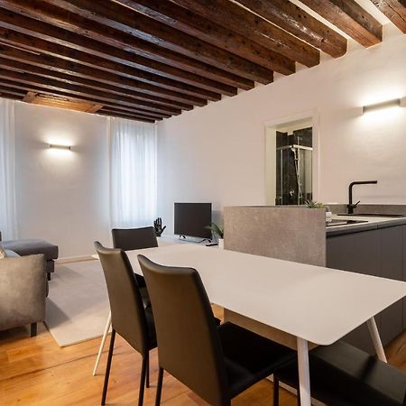 Sant'Angelo Apartment By Wonderful Italy Венеция Экстерьер фото